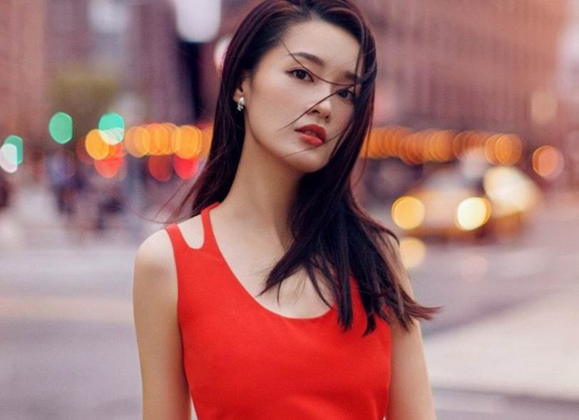 Anh rể rượu say ngủ lại, nửa đêm anh cởi trần gõ cửa nhờ tôi giúp một việc kinh khủng-2