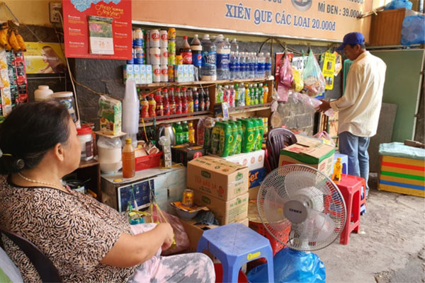 Tên trộm bỏ chạy khi bị phát hiện-1