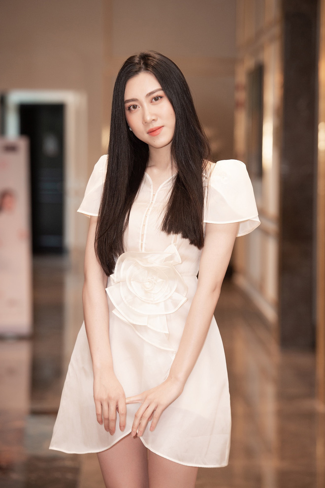 Style quá đỗi trái ngược của dàn thí sinh HHVN 2 miền Nam Bắc: Bên kín đáo nhu mì, bên giật giũ táo bạo-4