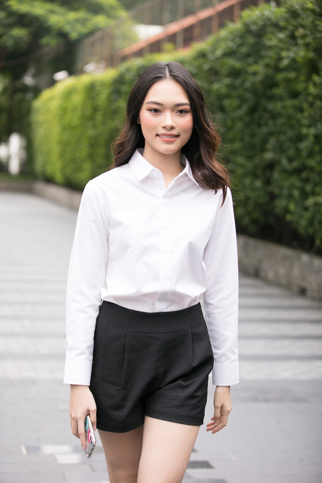 Style quá đỗi trái ngược của dàn thí sinh HHVN 2 miền Nam Bắc: Bên kín đáo nhu mì, bên giật giũ táo bạo-13