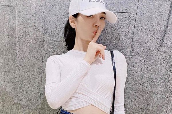 Lệ Quyên khoe body cong vút nhưng câu nói bóng gió giữa lúc bị nghi trục trặc hôn nhân lại gây chú ý-4