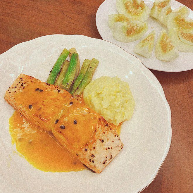 Gái xinh Người Ấy Là Ai nấu ăn sang như nhà hàng, có cả món chống tiểu tam-11