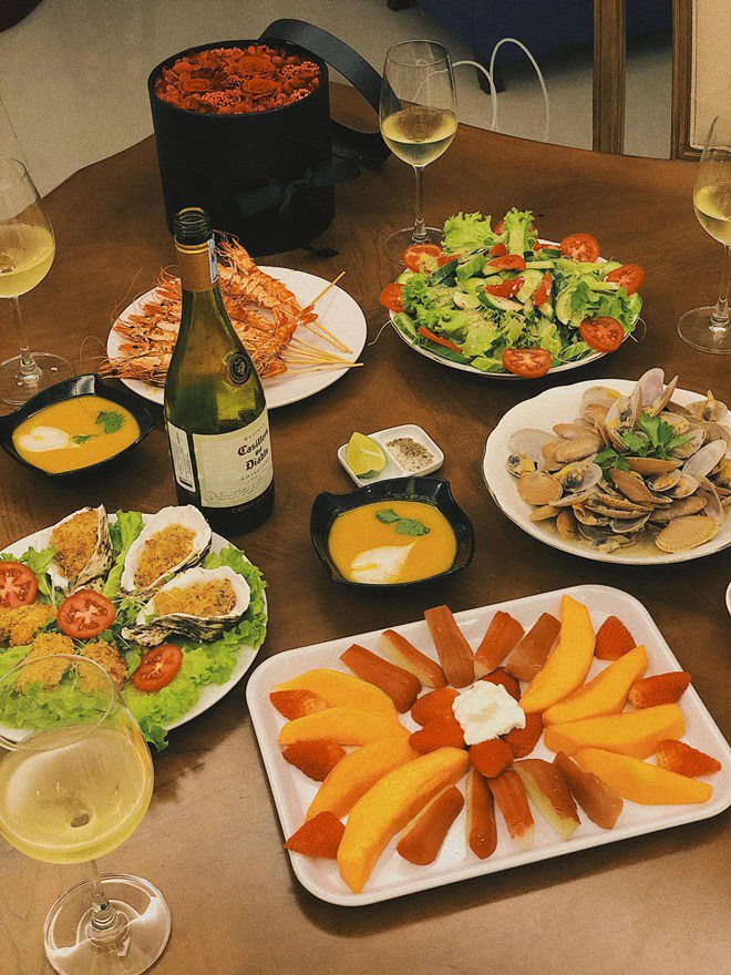 Gái xinh Người Ấy Là Ai nấu ăn sang như nhà hàng, có cả món chống tiểu tam-12