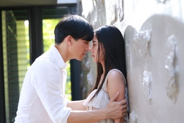Mới yêu được 1 tháng, anh chàng nhân lúc bạn gái sơ hở đã cuỗm đi máy tính 15 triệu đồng, để lại cái bánh Trung thu, 445k và bức thư có nội dung cực sốc”-5