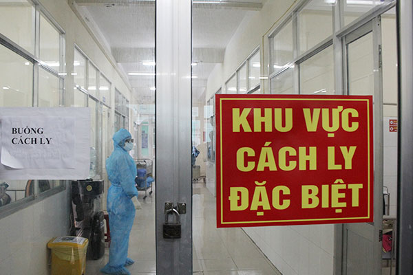Thêm 1 ca mắc mới COVID-19 là chuyên gia người Nga, Việt Nam có 1.095 bệnh nhân-1