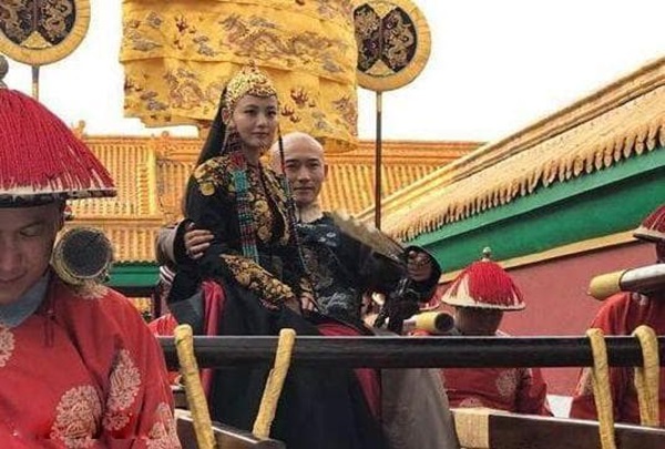 Càn Long cả đời chỉ yêu người thiếp này, sau khi chết không nỡ rời xa nên đã làm 3 ngôi mộ cho nàng-2