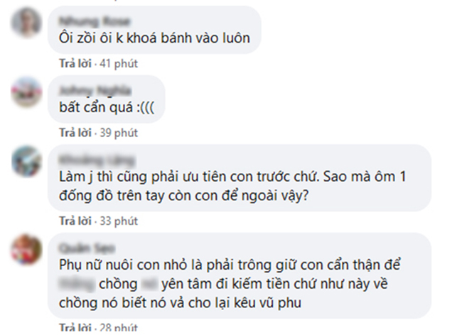 Mẹ mải mê với đồ đạc trong ô tô, để mặc” xe nôi trôi không điểm dừng khiến con nhỏ suýt bị xe tông-5