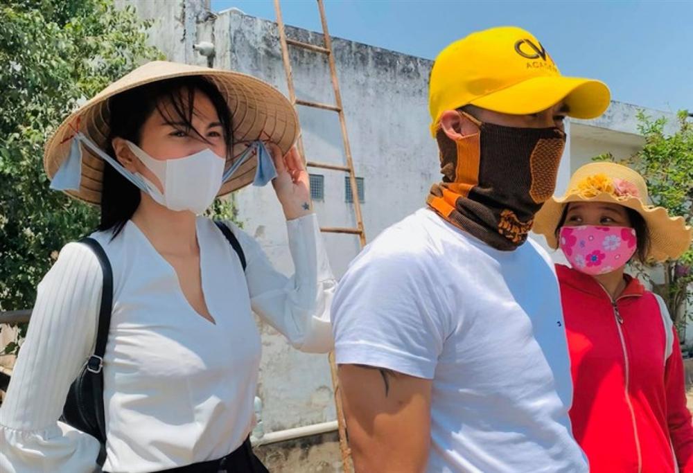 Ở tuổi 35, Thủy Tiên ở nhà 22 tỉ, chi tiêu sương sương 200 triệu/tháng-2