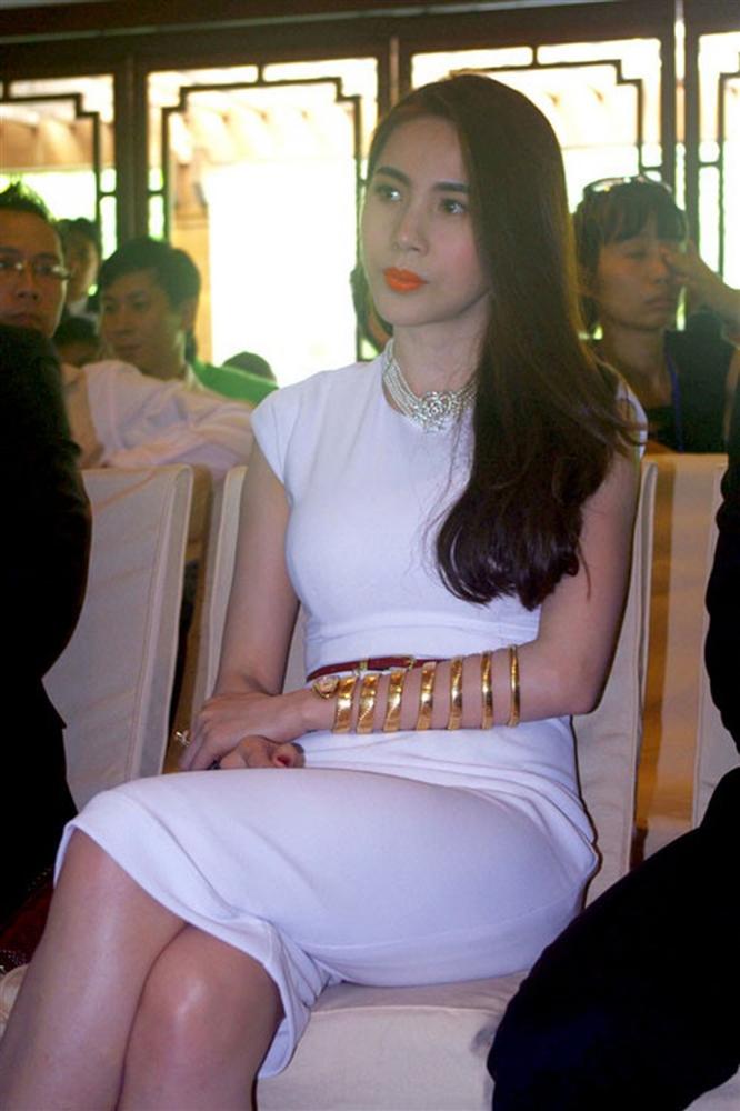 Ở tuổi 35, Thủy Tiên ở nhà 22 tỉ, chi tiêu sương sương 200 triệu/tháng-11