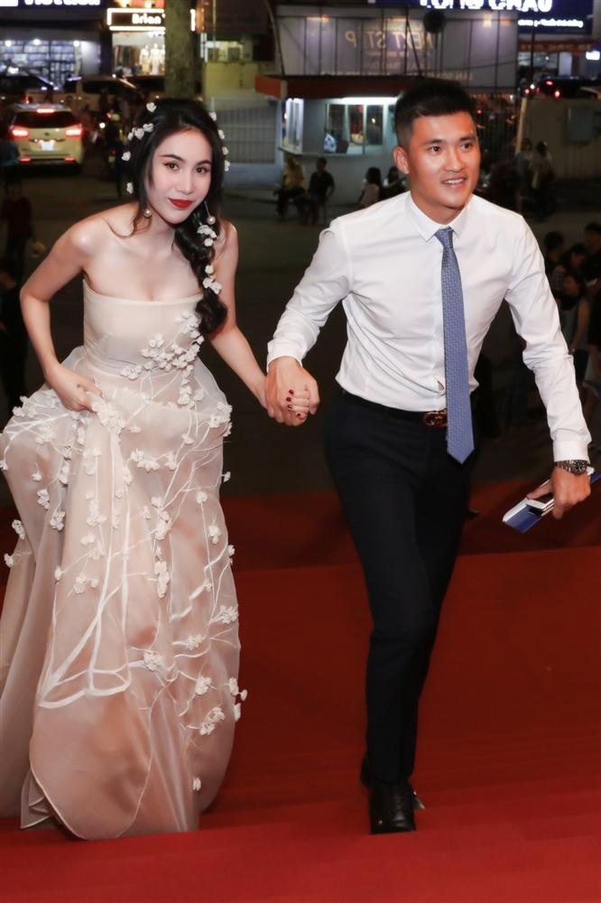 Ở tuổi 35, Thủy Tiên ở nhà 22 tỉ, chi tiêu sương sương 200 triệu/tháng-9