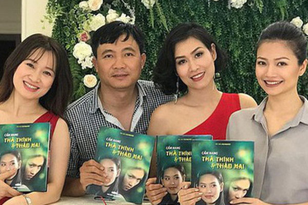 Nhan sắc mặn mà tuổi 48 của MC Đặng Châu Anh, bà xã đạo diễn Đỗ Thanh Hải-10