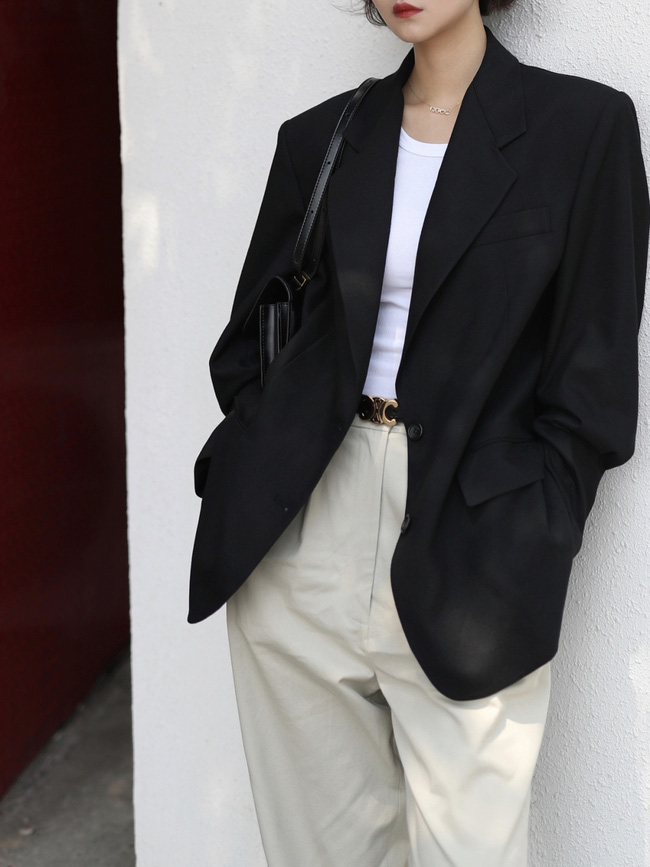 4 chi tiết quan trọng giúp bạn chọn được blazer chuẩn đẹp, mặc lên như may đo mà không cần phải ra hàng sửa-1