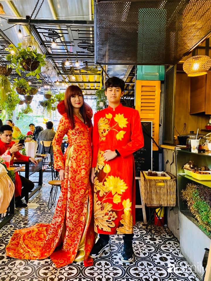 Con trai diễn viên Hiền Mai: Hồi nhỏ ốm nhom vì suy dinh dưỡng, mẹ cho ăn cơm vàng giờ 16 tuổi cao 1m80-3