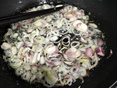 Cách làm bún mắm nêm ngon đậm đà chuẩn vị miền Trung-8