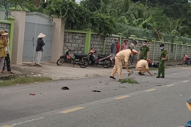 Bé gái 13 tuổi tử vong thương tâm sau va chạm kinh hoàng với xe ba gác chở tôn-3