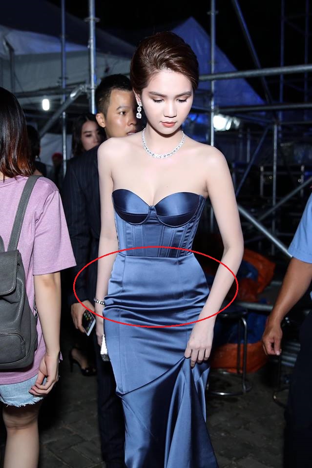 Ngọc Trinh lộ nhược điểm mà hội chị em đều sợ khi diện đồ ôm sát: Thực tế nhiều người đẹp Vbiz cũng khóc thét với kiểu đầm phơi bụng này-3