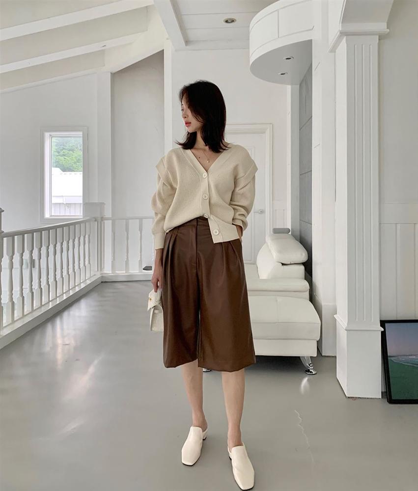 Thích cardigan nhưng nàng mét rưỡi nên tránh 3 kiểu này nếu không muốn bị dìm dáng thậm tệ-7