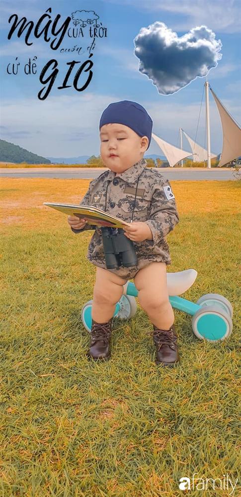 Bé 1 tuổi nhập vai tiểu đại úy cực đáng yêu, nhưng xem ảnh ai cũng cười ngặt nghẽo vì chưa thấy đại úy nào lại mập thế-2
