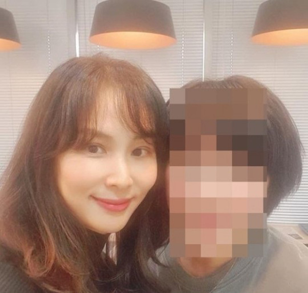 Kết cục dàn sao Hàn ngoại tình: 2 tài tử hạng A sống sót nhờ vợ, nữ minh tinh suýt đi tù và mất trắng 17 tỷ vì tòm tem-4