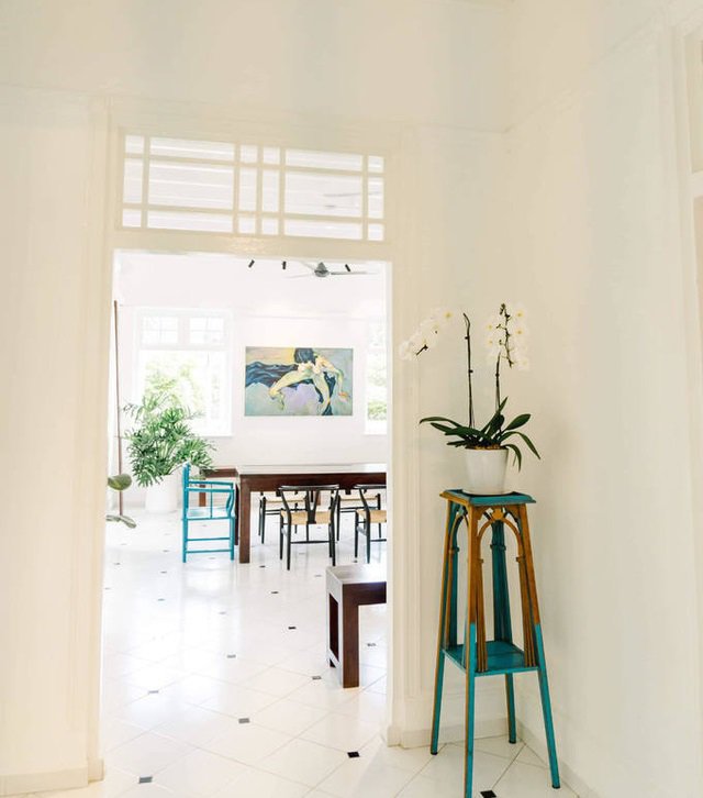 2 sao nữ lấy chồng Tây dọn về biệt thự triệu đô, đi khắp nơi trên thế giới-9