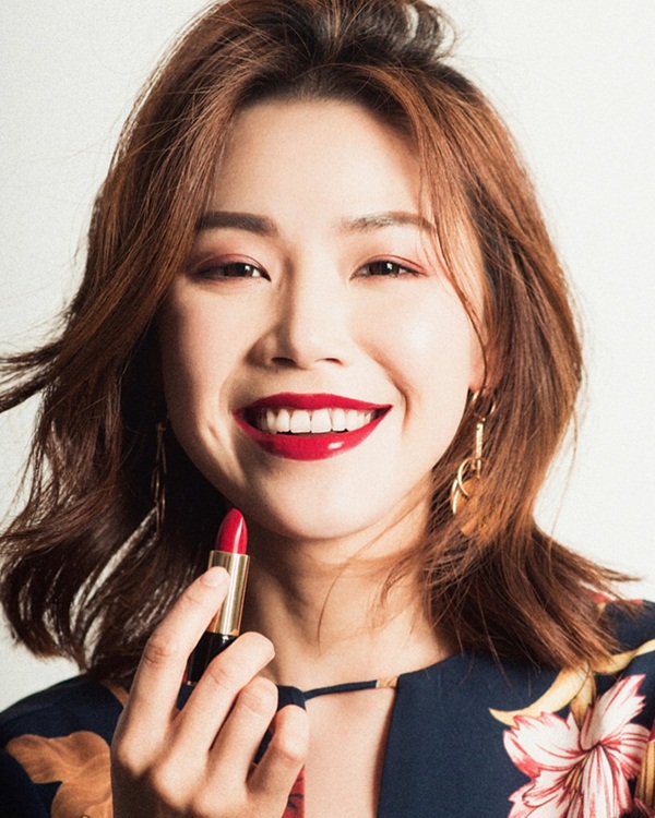 Tưởng son đỏ lên môi ai cũng căng mọng quyến rũ, nào ngờ lại có một bí mật động trời mà không phải nàng nào cũng biết-1