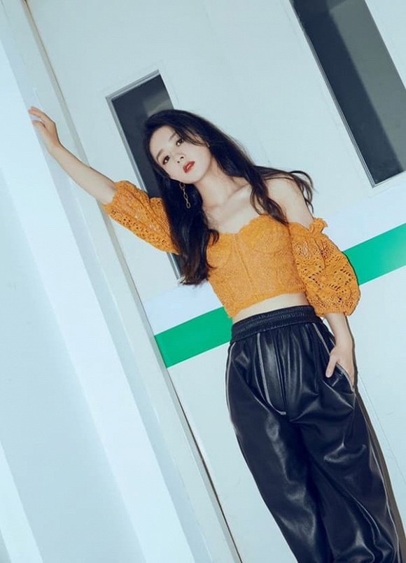 Quên quần ống suông đi, bạn hãy update ngay 3 kiểu quần này để style lột xác từ tầm tầm lên chất chơi tức thì-14