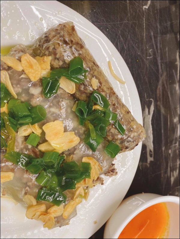 Mỹ nhân không tuổi của điện ảnh Việt khoe bữa ăn hội tụ ẩm thực của 4 quốc gia, ai cũng khen đã xinh đẹp lại còn quá đa tài!-9