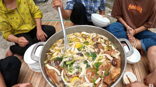 Lắm lùm xùm nhưng cũng cực kỳ hài hước: Xem một clip của Bà Tân Vlog mà đứng hình vài lần vì cách miêu tả của bà-7