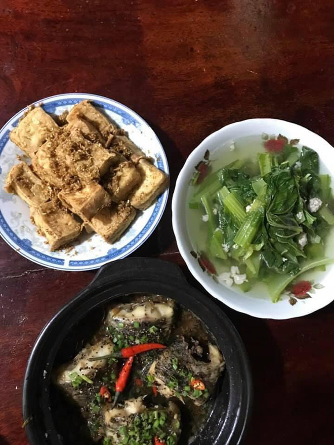 Chồng lên mạng khoe mâm cơm tự tay chuẩn bị, tìm 20 bạn nữ đến ăn cùng để dằn mặt vợ cũ-3