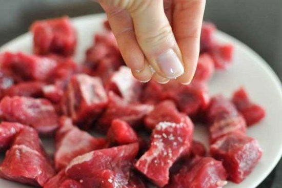 Ướp thịt gà, cá, tôm, heo nướng cứ chuẩn nguyên tắc này, ai ăn cũng phải tấm tắc khen ngon