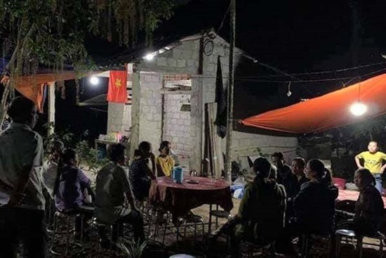 Vì 400 nghìn đồng, chủ nợ rút dao đâm con nợ tử vong