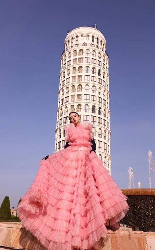 Cô gái miền Tây cưới đại gia Thái, chuyển vào cung điện ở không quen chồng xây liền căn mới-2