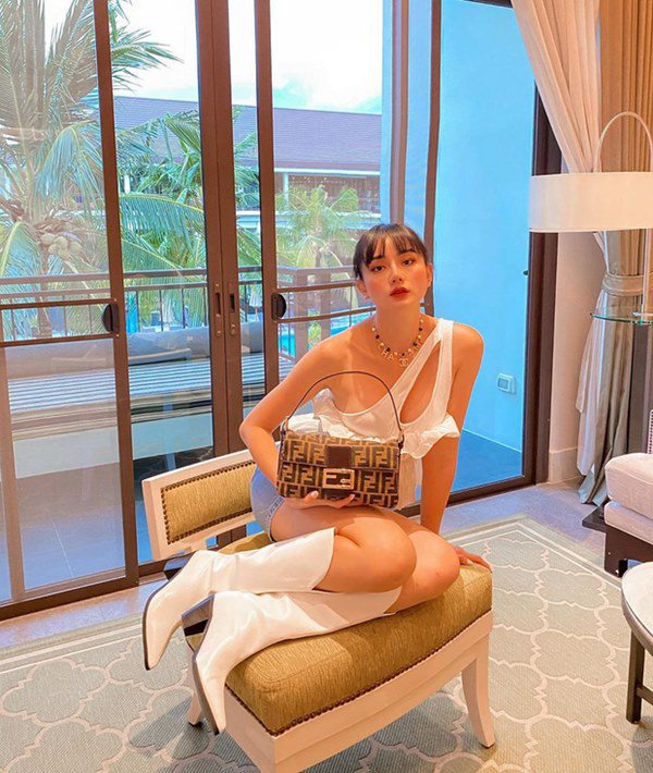 Cô gái miền Tây cưới đại gia Thái, chuyển vào cung điện ở không quen chồng xây liền căn mới-4