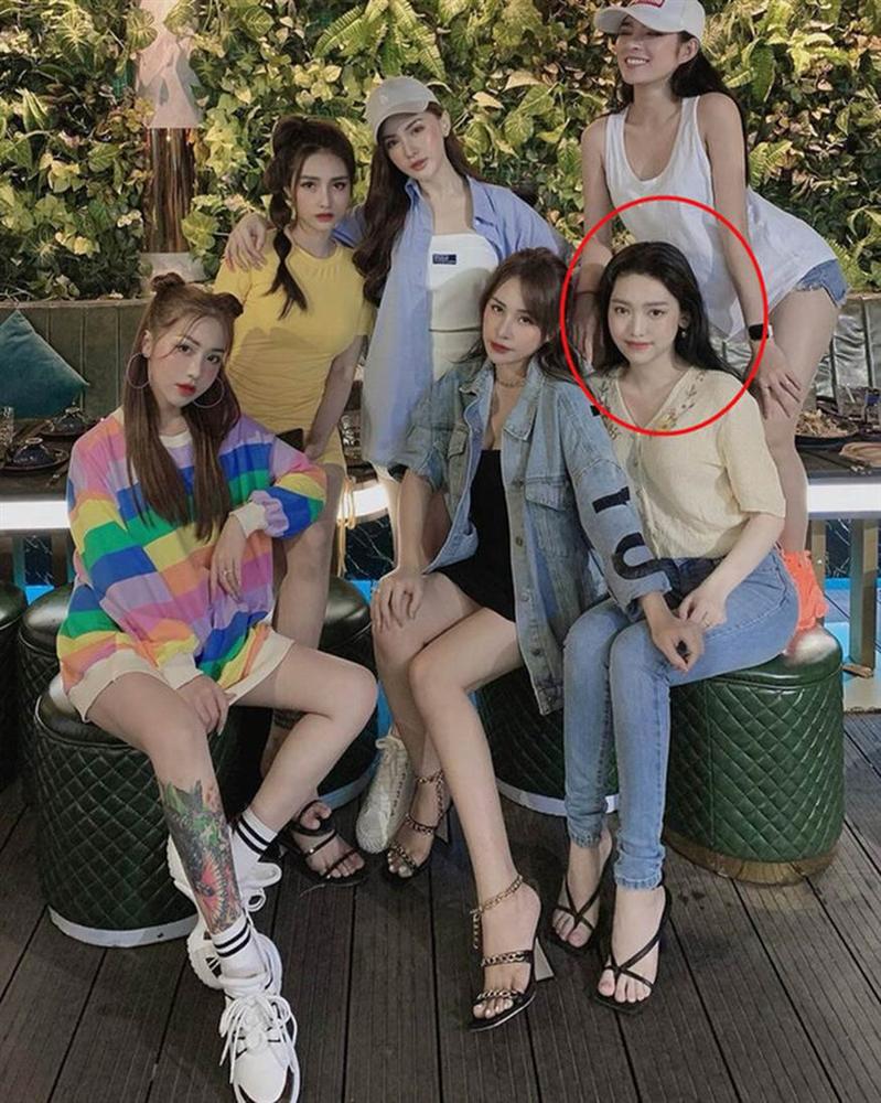 Đang yên đang lành bị chê kém sắc, Thúy Vi bức xúc lên tiếng đáp trả-1