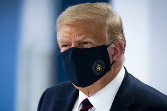 Nhà Trắng thừa nhận tình trạng của ông Trump nghiêm trọng hơn công bố