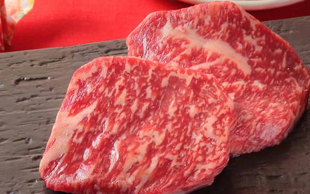 Thịt bò thượng hạng Ozaki có gì đặc biệt mà giá cao ngất ngưởng?-2