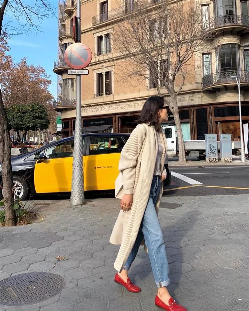 Hãy sắm 1 đôi giày đỏ: Style của bạn sẽ được nâng tầm và trông sang như gái Pháp-9