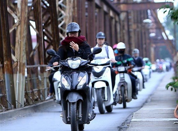 Chiều tối nay Hà Nội đón đợt không khí lạnh mạnh nhất từ đầu mùa, vùng núi thấp nhất 19 độ-1