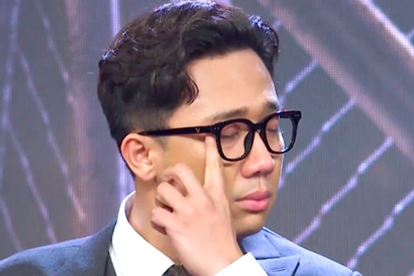 Những giọt nước mắt của Trấn Thành bị chỉ trích: Khán giả quá mệt mỏi vì drama và sướt mướt của Rap Việt?-6