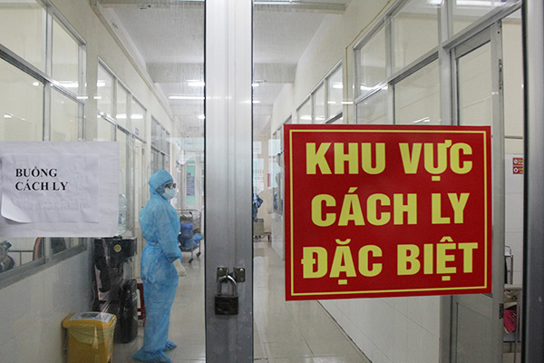 Nữ chuyên gia người Pháp nhập cảnh mắc COVID-19, Việt Nam có 1.097 bệnh nhân-1