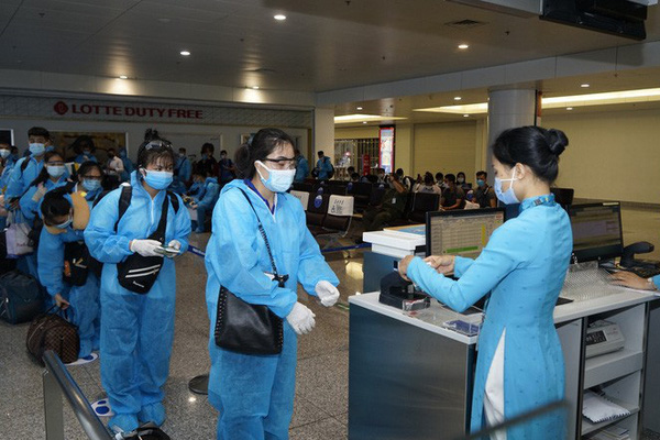 Thanh niên Hà Nội dương tính với SARS-CoV-2 khi đến Nhật Bản-1