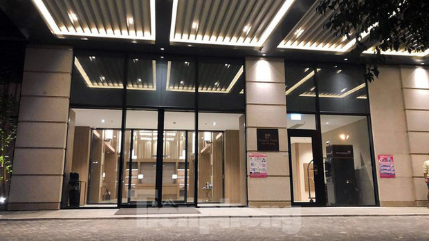 Phong tỏa một tầng khách sạn 5 sao ở Hải Phòng vì ca nghi nhiễm COVID-19-2