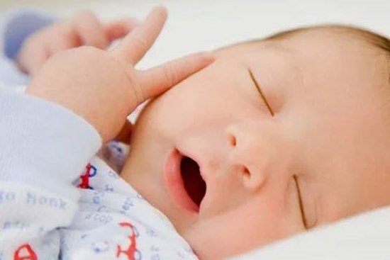 Em bé sinh ra mang các đặc điểm này vô cùng thông minh, cuộc sống về sau thành công, phú quý hơn người