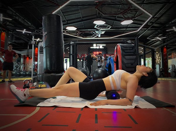 Điên cuồng gym giảm cân, Miu Lê đánh mất vẻ nữ tính với body cuồn cuộn gân cơ-7