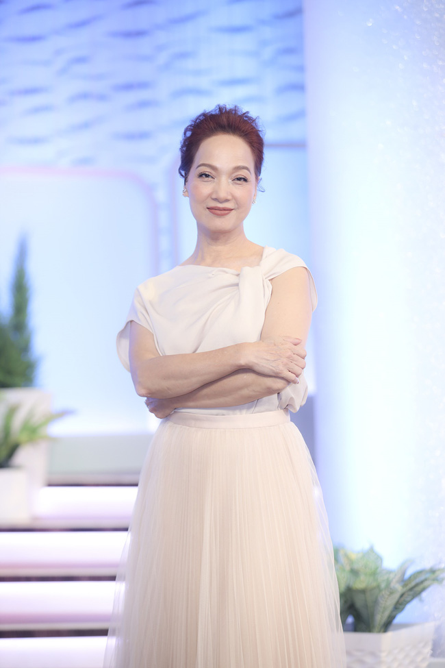 Hari Won gây choáng khi xác nhận Trấn Thành ở nhà giống như làm vợ-2