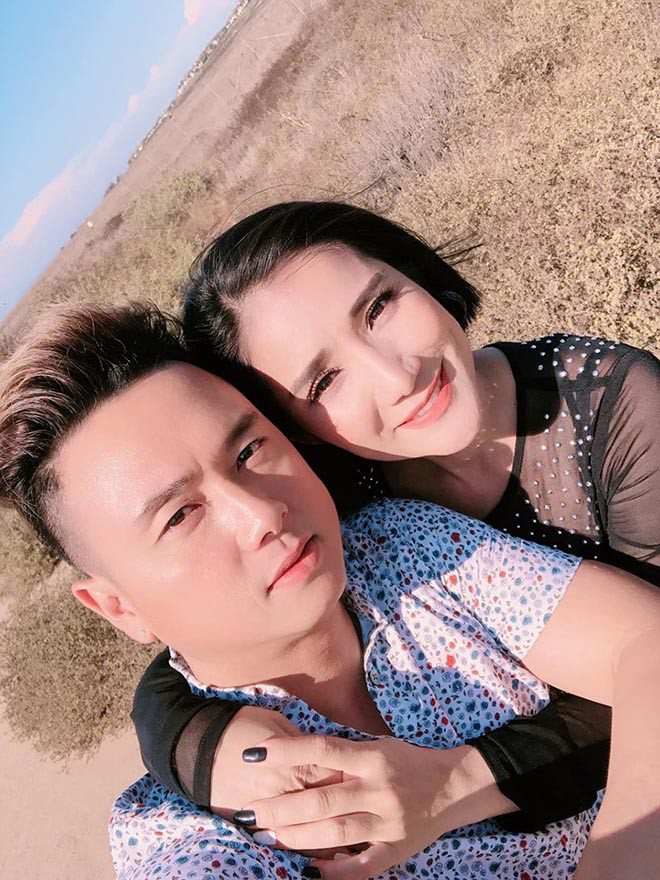 Cuộc sống giàu có, giấu kín vợ con ở tuổi 40 của ca sĩ đã khiến Cát Tường yêu say đắm-2