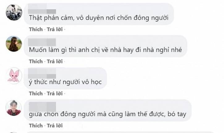 Chàng trai thản nhiên cho tay vào trong áo bạn gái khi đang trên xe buýt đông người!-3