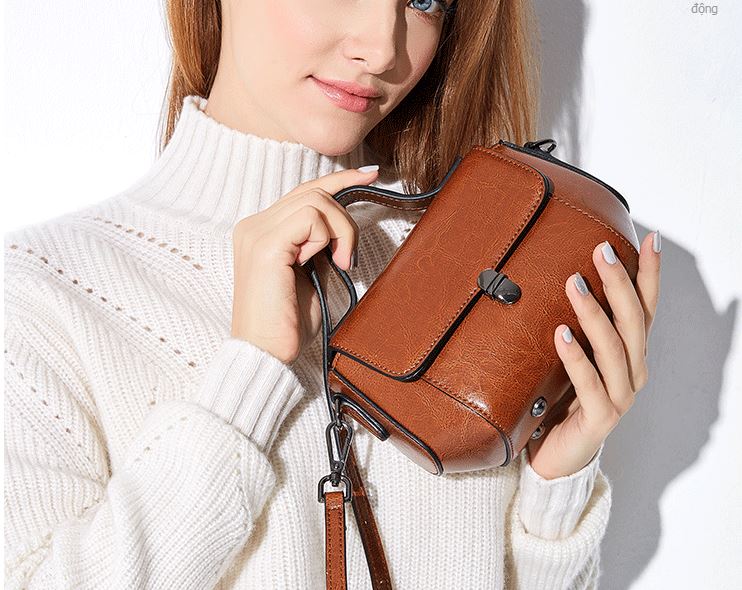 Đẹp sang chảnh, đẳng cấp là thế nhưng nếu không biết cách làm sạch túi da thì đừng trách đắt mà dùng nhanh hỏng-1