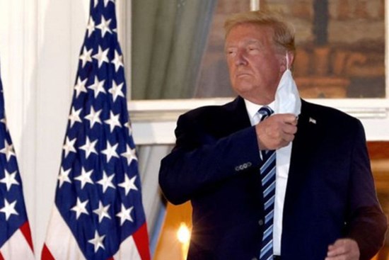 Tổng thống Mỹ Donald Trump hết triệu chứng bệnh Covid-19