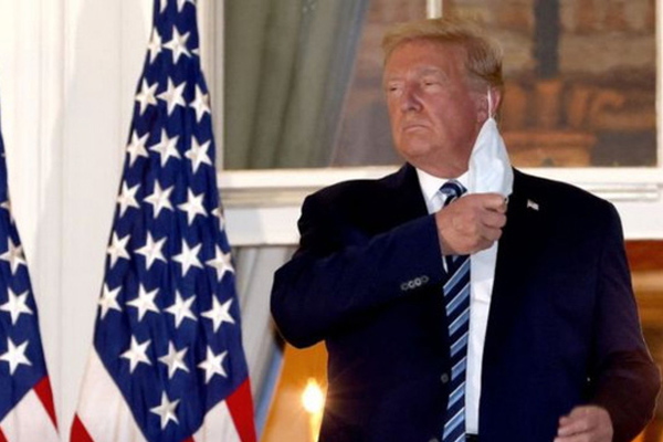 Tổng thống Mỹ Donald Trump hết triệu chứng bệnh Covid-19-1